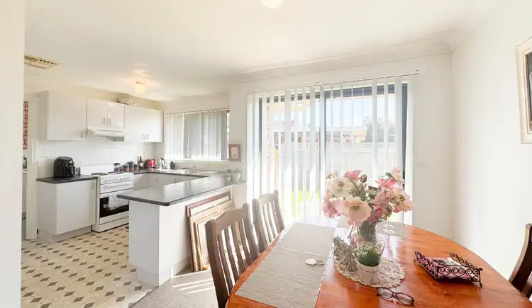 Sixth view of Homely block of units listing, 2 & 4/24 Ebelina Crescent, Parkes NSW 2870