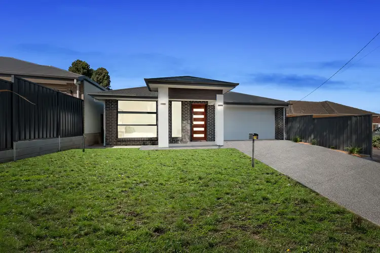 8B Bolton Road, Para Hills SA 5096