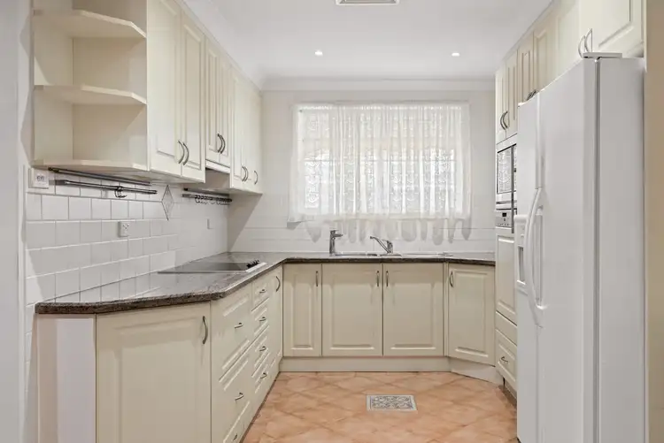 Fifth view of Homely house listing, 3/209 Harrow Road, Glenfield NSW 2167
