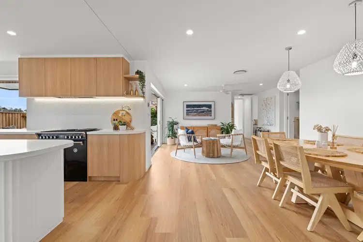 43 Northlakes Drive, Elanora QLD 4221