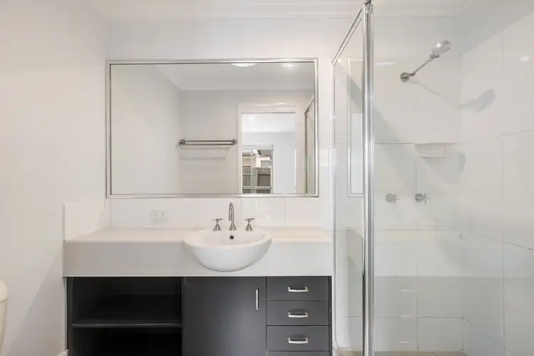 Sixth view of Homely unit listing, 1/67 Kearney Street, Kearneys Spring QLD 4350