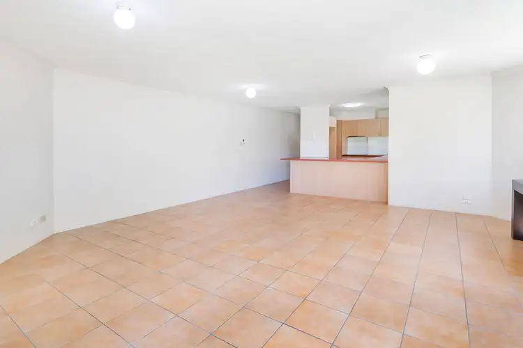 Third view of Homely apartment listing, 2/33 Old Burleigh Road, Surfers Paradise QLD 4217