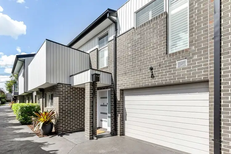 2/79 Bolingbroke Street, Pascoe Vale VIC 3044