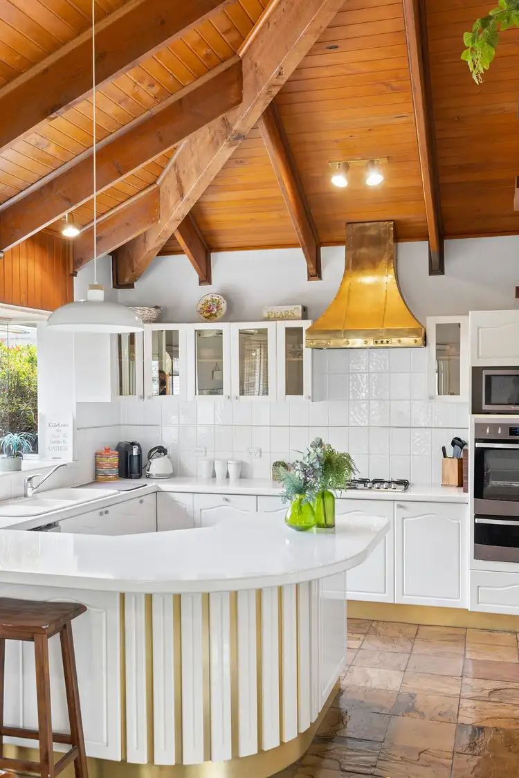 Fifth view of Homely house listing, 2 Butmar Close, Werribee VIC 3030