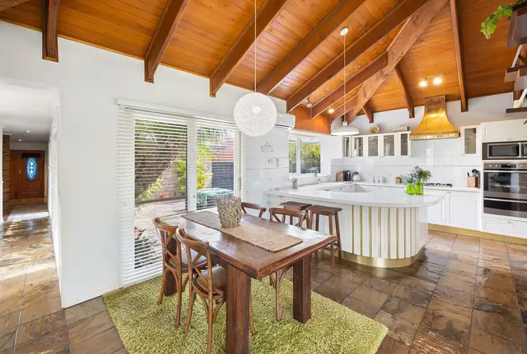 Sixth view of Homely house listing, 2 Butmar Close, Werribee VIC 3030
