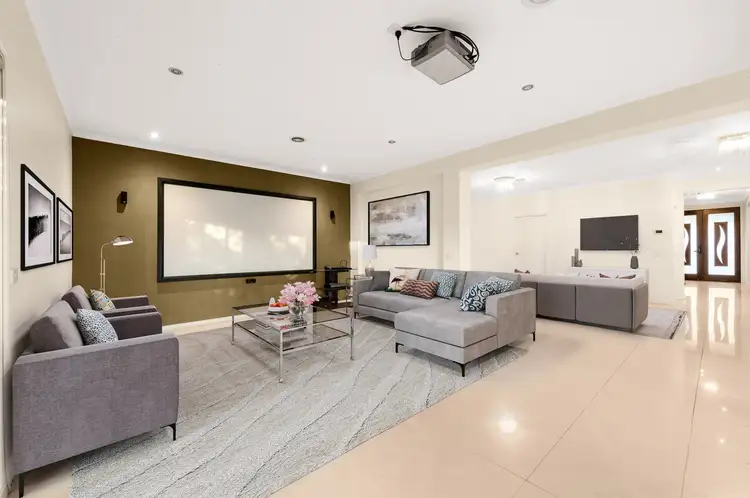 Sixth view of Homely house listing, 10 Minkell Court, Wantirna VIC 3152