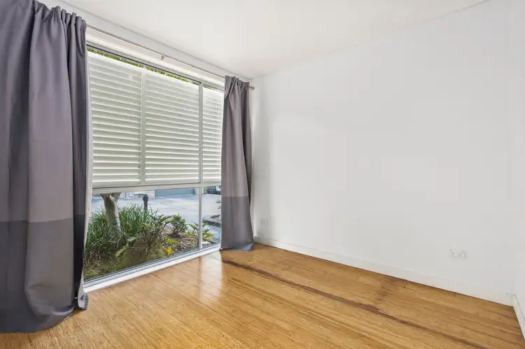 Fifth view of Homely townhouse listing, 2/483 Crown Street, West Wollongong NSW 2500