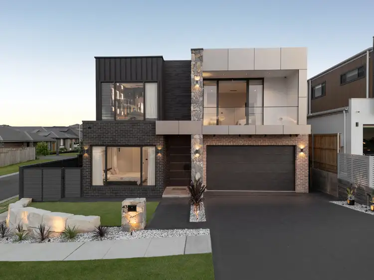 43 Pleasant Circuit, Gledswood Hills NSW 2557