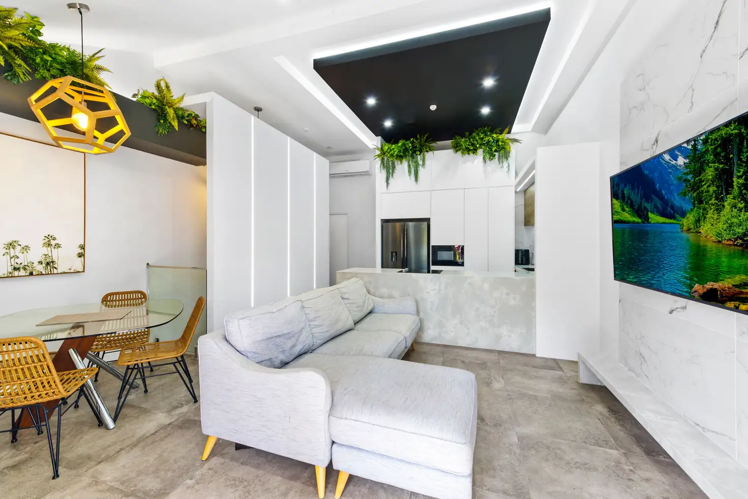 Main view of Homely apartment listing, 73/38 Enderley Avenue, Surfers Paradise QLD 4217