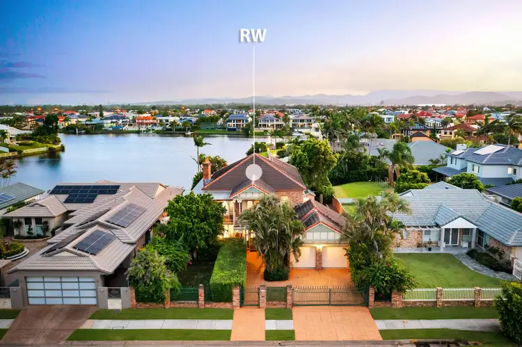 78 Santa Cruz Boulevard, Clear Island Waters QLD 4226