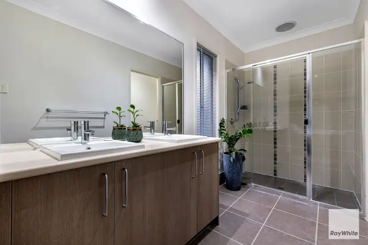 Fifth view of Homely house listing, 4 Mervyn Crescent, Redland Bay QLD 4165