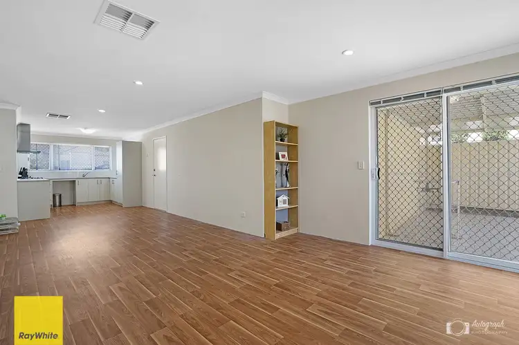 Fifth view of Homely villa listing, 6/18 Munja Way, Nollamara WA 6061
