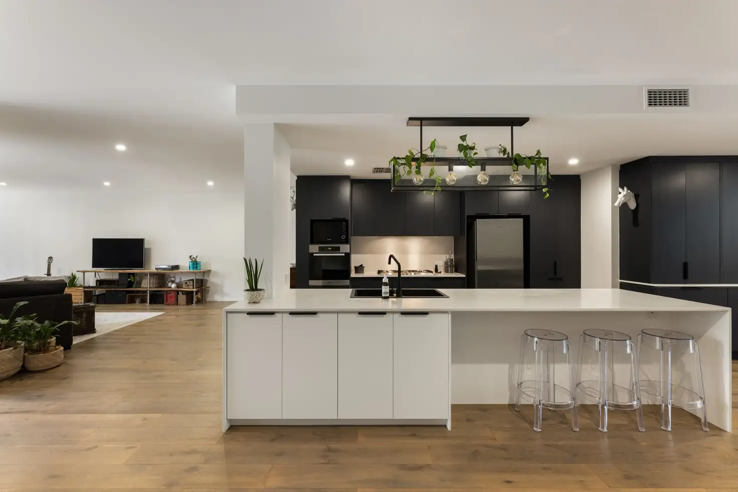 Main view of Homely apartment listing, 3/11 Helen Street, Teneriffe QLD 4005