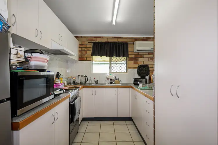 Second view of Homely flat listing, 5/5 Campwin Beach Road, Campwin Beach QLD 4737
