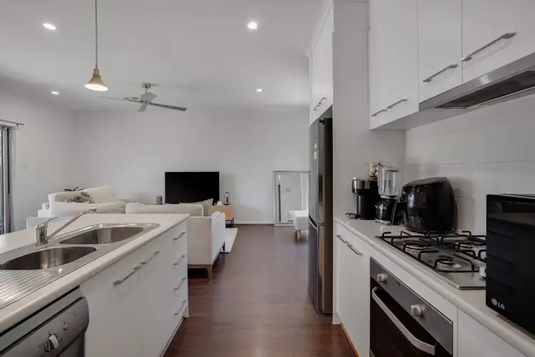 Fifth view of Homely house listing, 10 Bradford Court, Enfield SA 5085