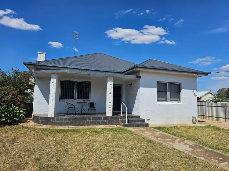 29 Phillip Street, Parkes NSW 2870