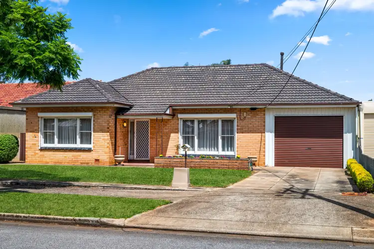 14 Lothian Avenue, Seaton SA 5023