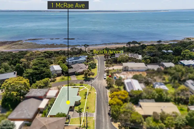 1 McRae Avenue, Cowes VIC 3922