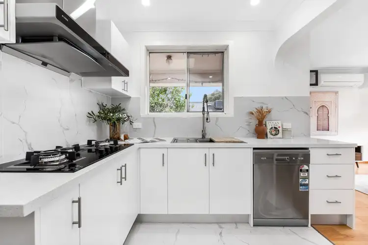 Fourth view of Homely house listing, 2/8 Glenview Road, Doncaster East VIC 3109