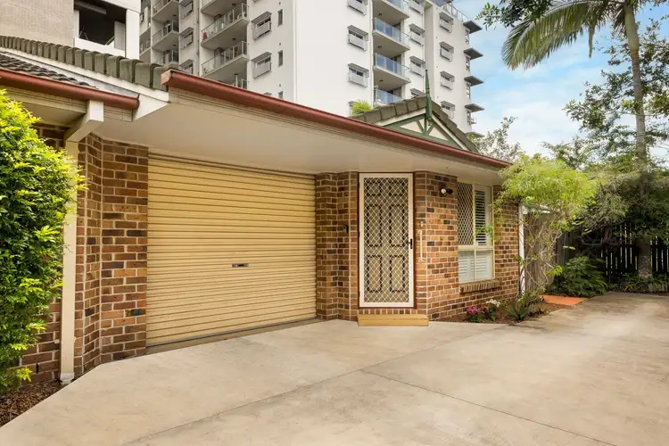 3/45 Sparkes Street, Chermside QLD 4032