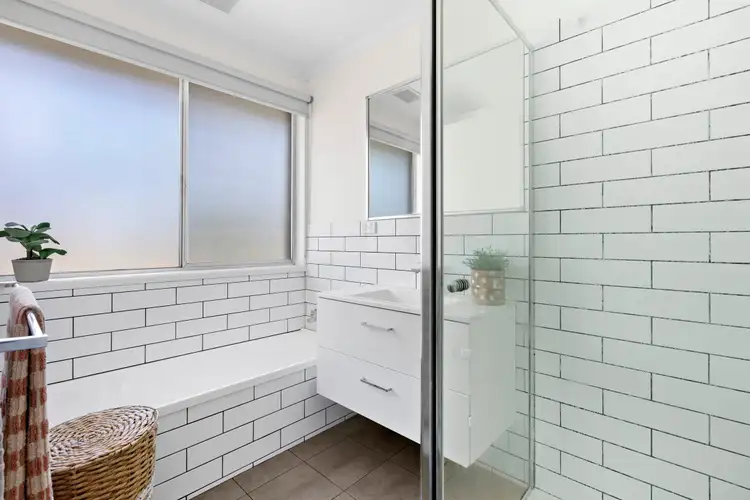 Sixth view of Homely house listing, 2 Barite Place, Frankston VIC 3199