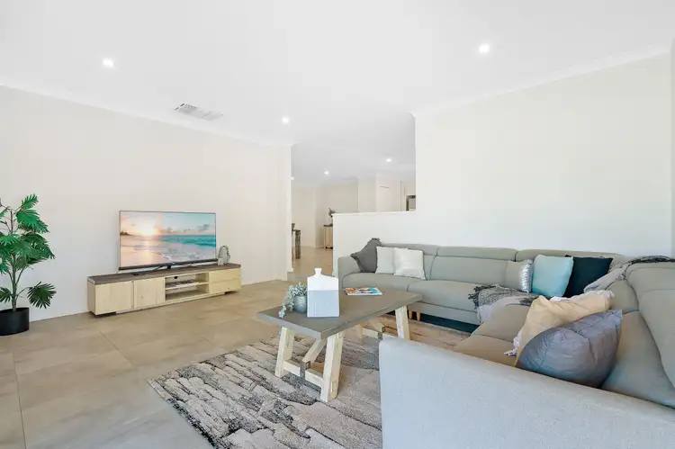 Third view of Homely house listing, 18 Geographe Way, Thornlie WA 6108