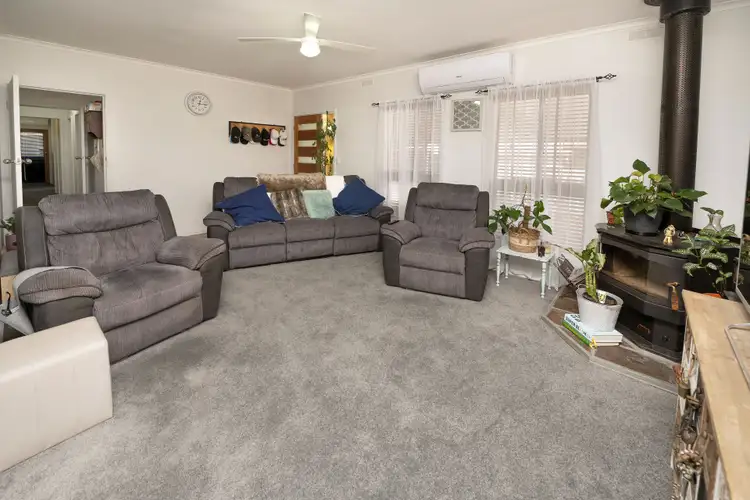 Fifth view of Homely house listing, 19 Holloway Grove, Swan Hill VIC 3585