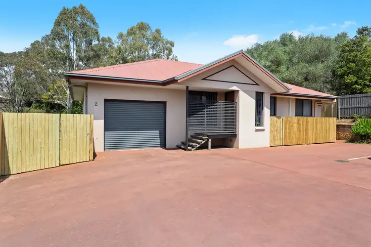 Main view of Homely unit listing, 2/42 Hogg Street, Rockville QLD 4350