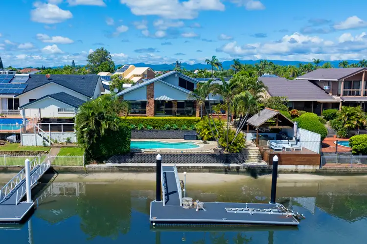 24 Kincardine Drive, Benowa Waters QLD 4217