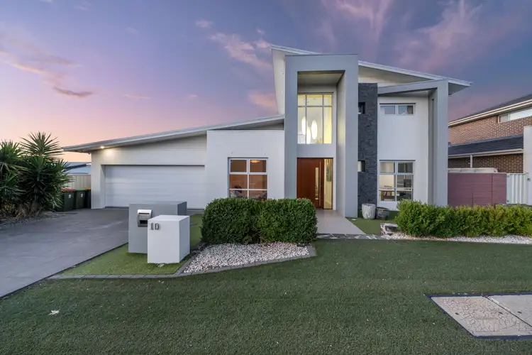 10 Geoff Bardon Street, Weston ACT 2611