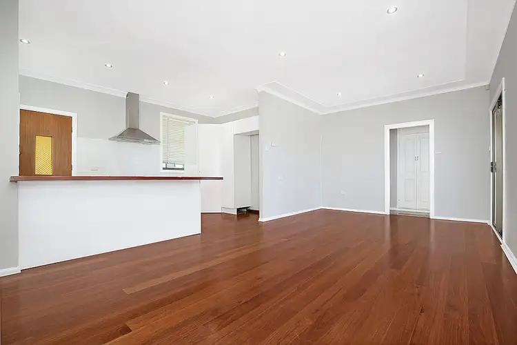 Fifth view of Homely house listing, 27 Kelly Street, Berkeley NSW 2506