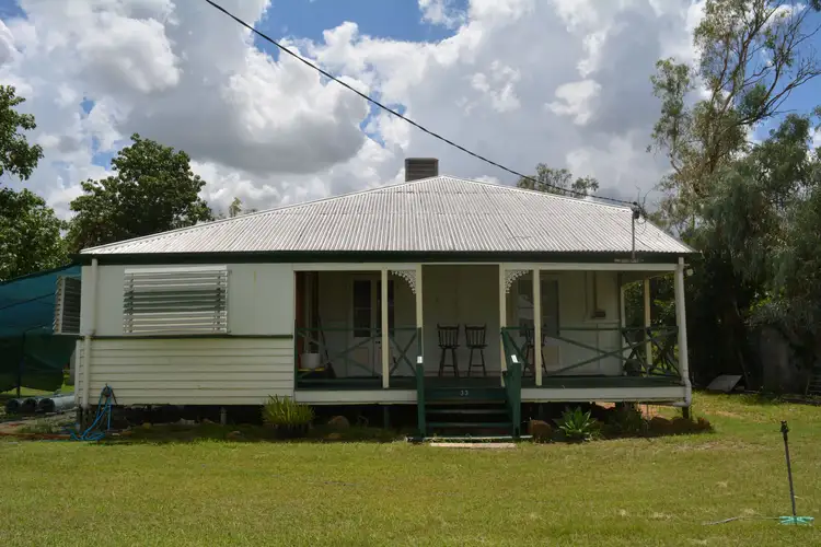 33 Garden Street, Blackall QLD 4472