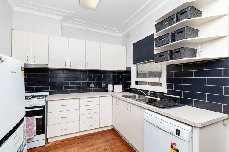 Fifth view of Homely house listing, 11 Plumpton Road, Kooringal NSW 2650