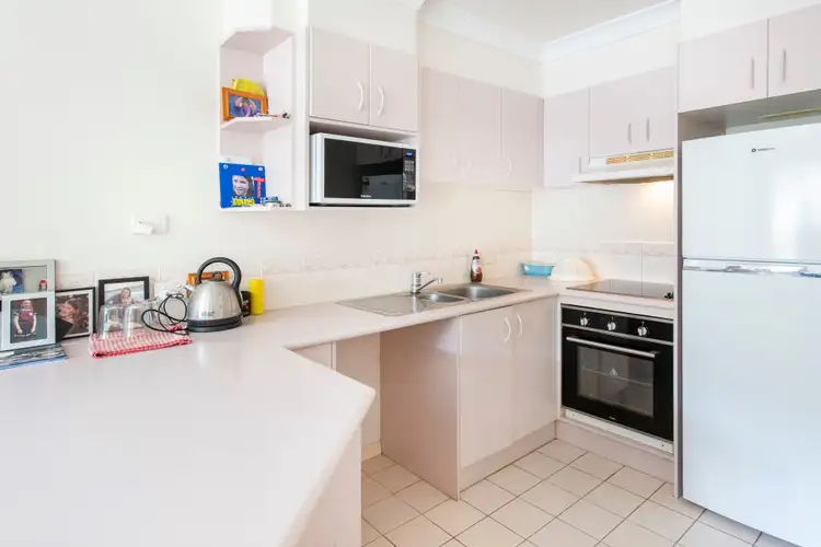 Seventh view of Homely apartment listing, 6/57 Worendo Street, Southport QLD 4215
