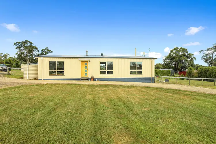 Main view of Homely house listing, 10 Amelia Court, Drouin VIC 3818