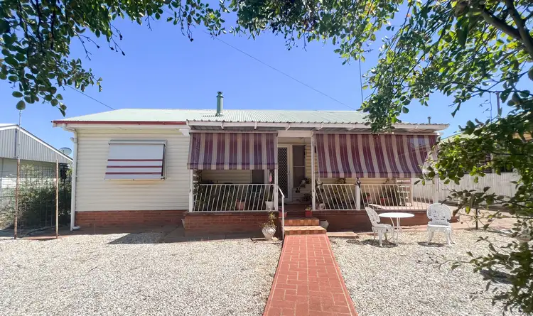 30 Victory Street, West Wyalong NSW 2671