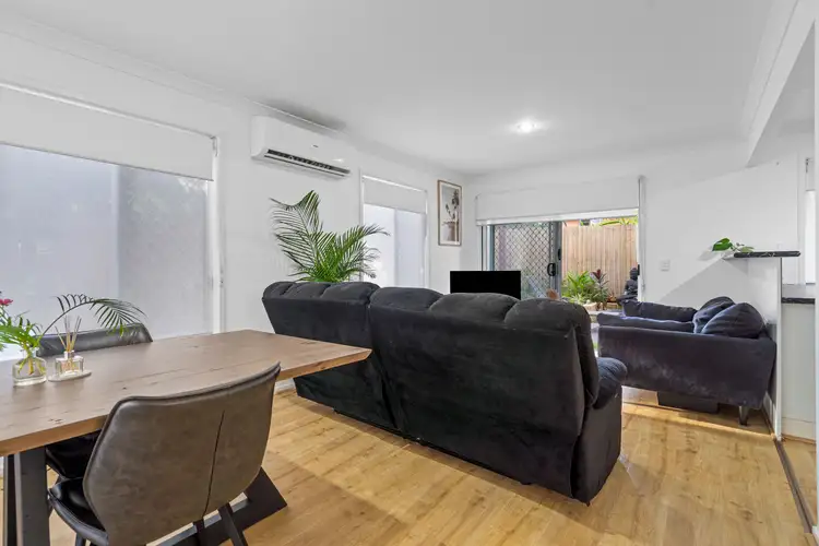 Fifth view of Homely house listing, 1/6 Samanthas Way, Slacks Creek QLD 4127
