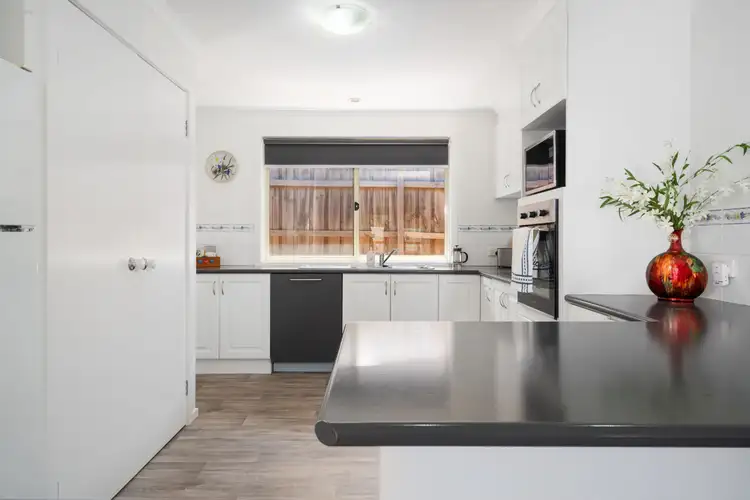 Fourth view of Homely unit listing, 2/100 Underbank Boulevard, Bacchus Marsh VIC 3340
