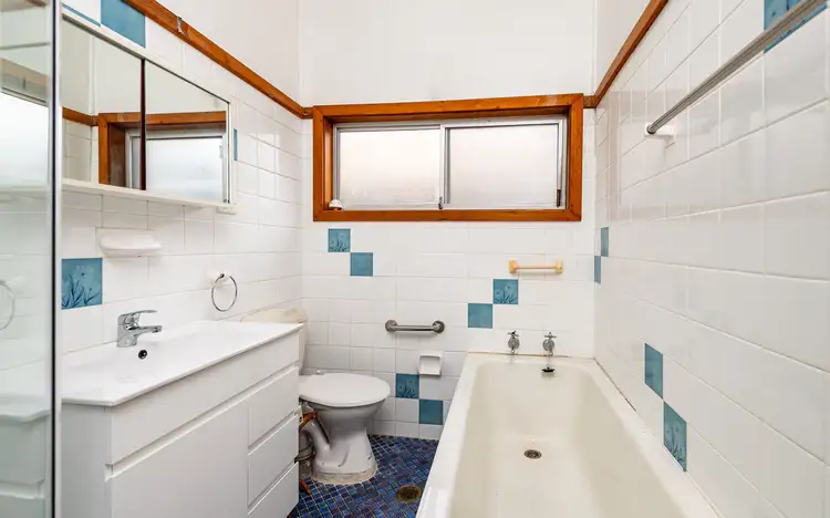 Sixth view of Homely house listing, 7 Caringbah Road, Woolooware NSW 2230