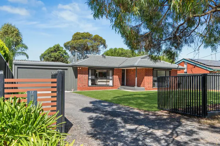 17 Deer Avenue, Mount Barker SA 5251