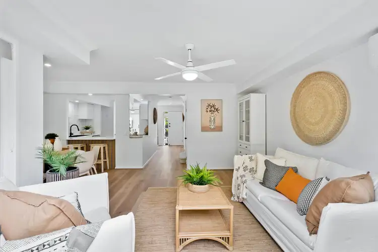 27/1 Bronberg Court, Southport QLD 4215