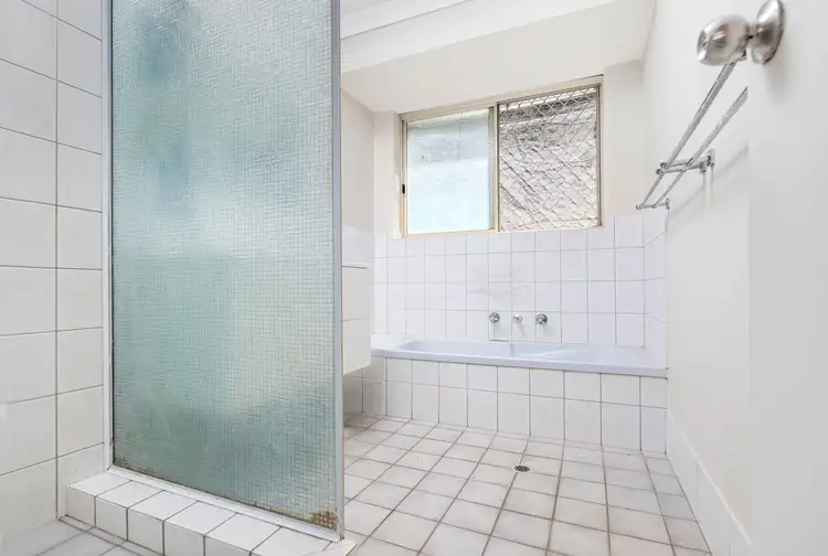 Fifth view of Homely house listing, 8 Naomi Way, Karloo WA 6530