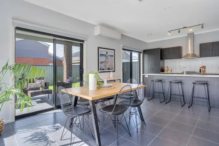 Fourth view of Homely house listing, 18 Dempster Drive, Craigieburn VIC 3064