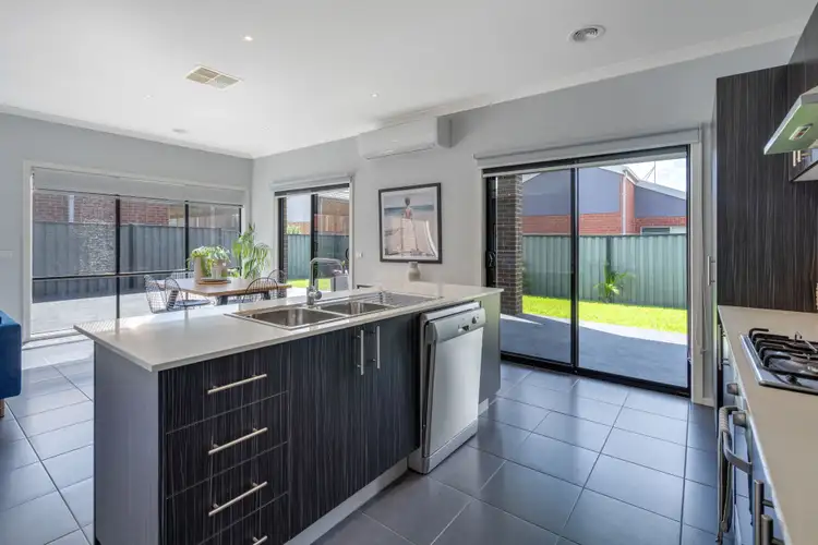 Fifth view of Homely house listing, 18 Dempster Drive, Craigieburn VIC 3064