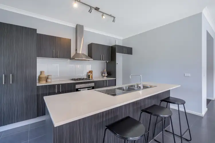 Sixth view of Homely house listing, 18 Dempster Drive, Craigieburn VIC 3064