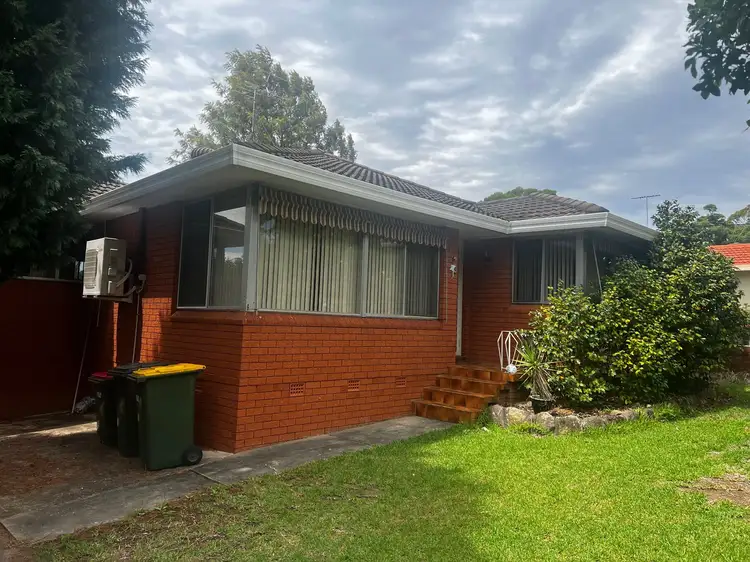 2 Barcoo Avenue, Leumeah NSW 2560