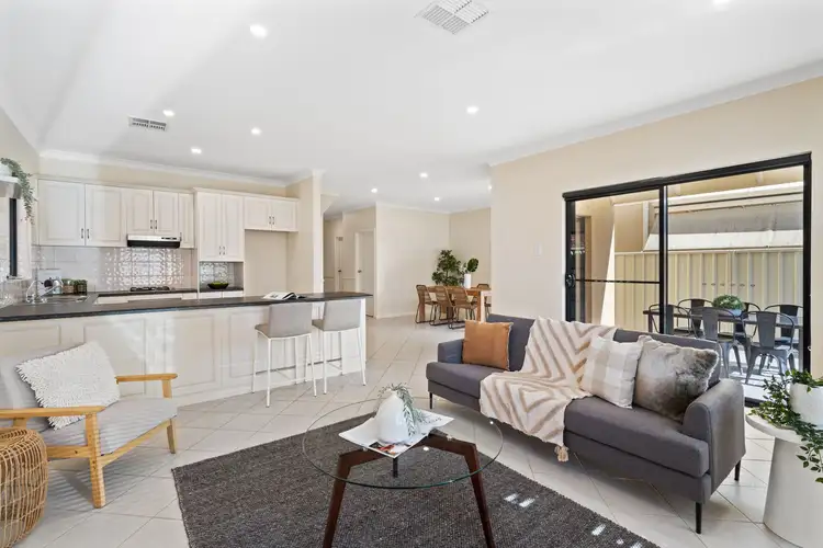 9A Holthouse Road