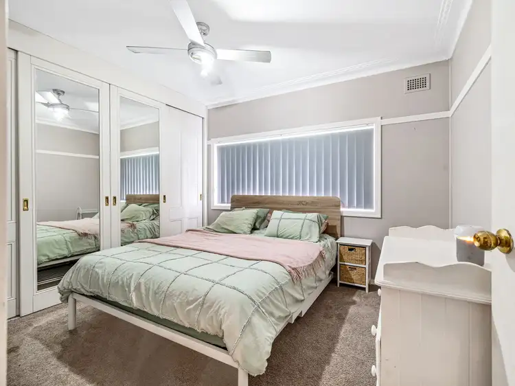 Fifth view of Homely house listing, 1/24 Eton Road, Cambridge Park NSW 2747