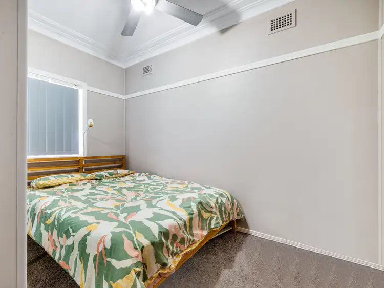Sixth view of Homely house listing, 1/24 Eton Road, Cambridge Park NSW 2747
