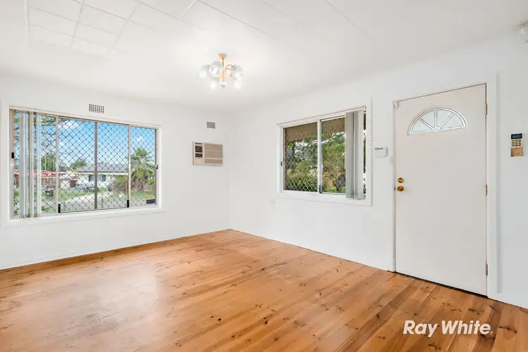 Sixth view of Homely house listing, 71 Mindanao Avenue, Lethbridge Park NSW 2770